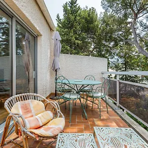 Le Monticule Par Dodo-a-cassis Cassis